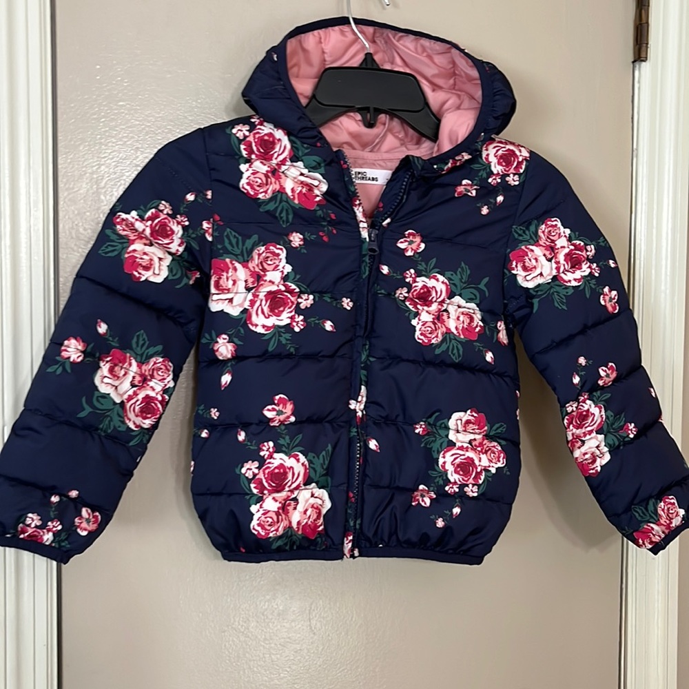Gently used Epic Threads girls size 6 fall/winter jacket with inside pockets